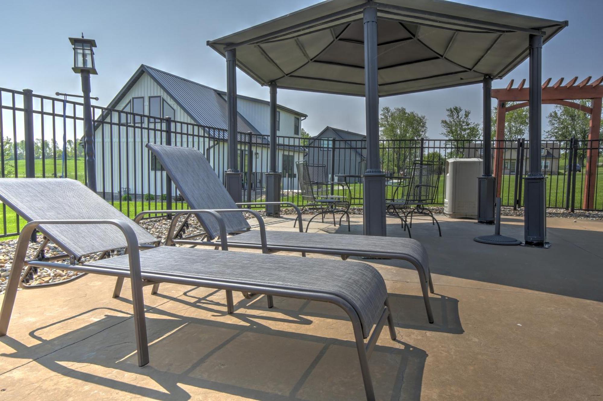 Premier Cottages By Amish Country Lodging Berlin Exterior foto